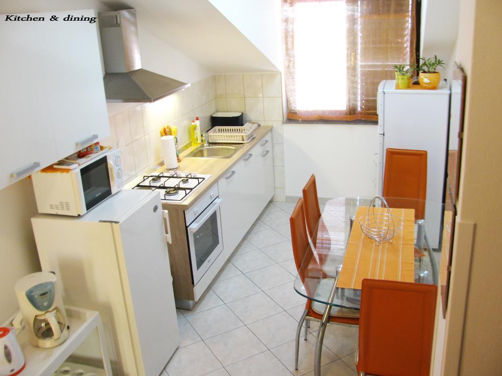 Apartment Perkov Tribalj Pokoj fotografie